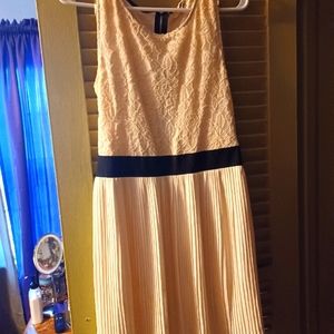 Girl's Party Dress
